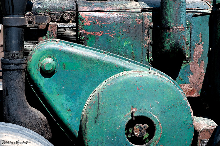 Ancien tracteur agricole