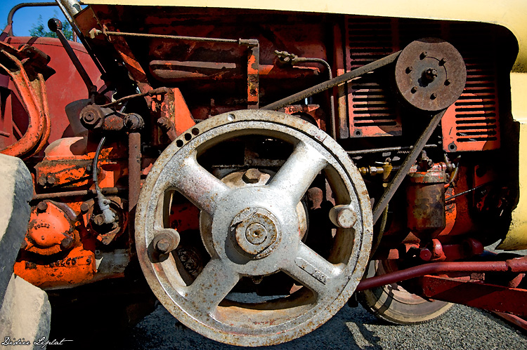 Ancien tracteur agricole